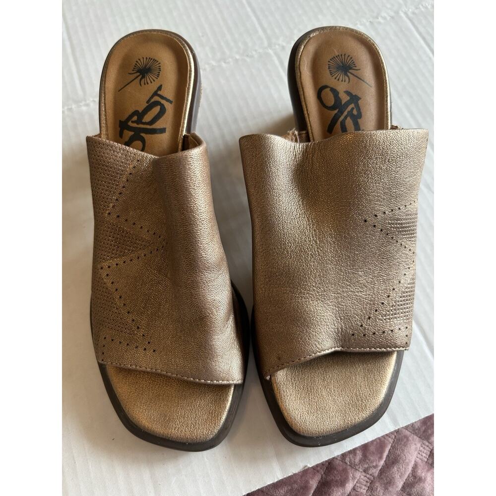 OTBT Women’s Bravura Dark Bronze Leather Block Heel Sandals Mules Size‎ 6 M - Picture 12 of 15